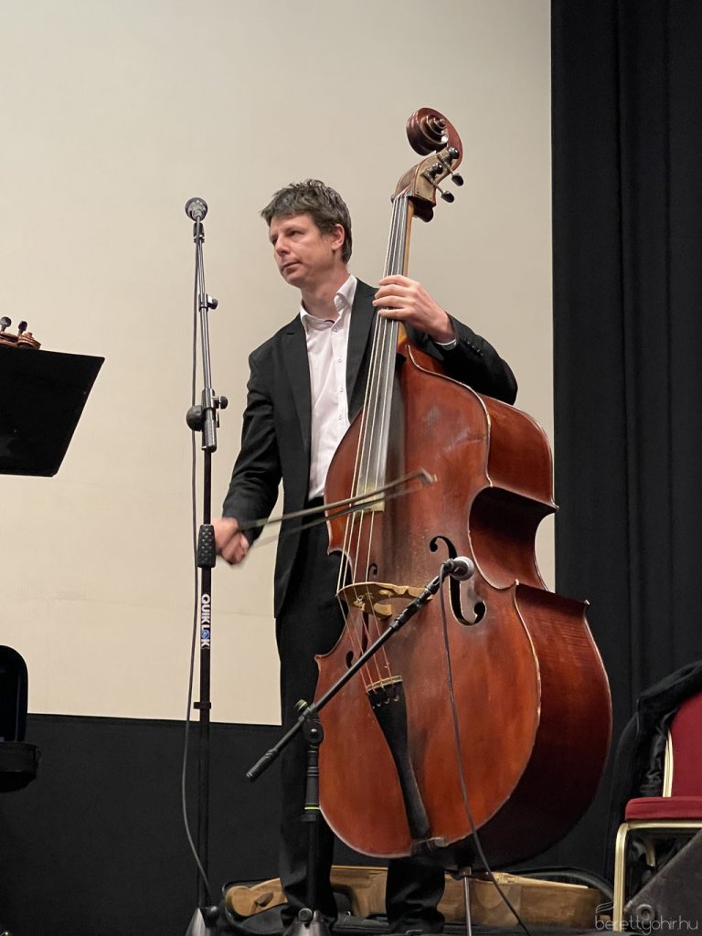 Betlehemi szárnyas oltárt nyitottunk 03